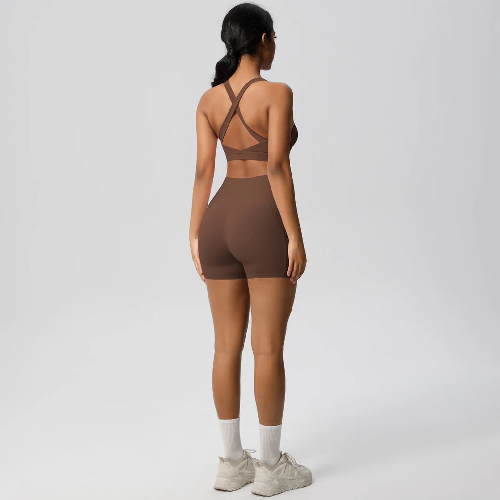 Hamidou 2PCS Sports Gym Yoga Set Women Beautiful Back Cross Straps Sports Bra Female Sportswear Quick-Dry Nude Pockets Shorts