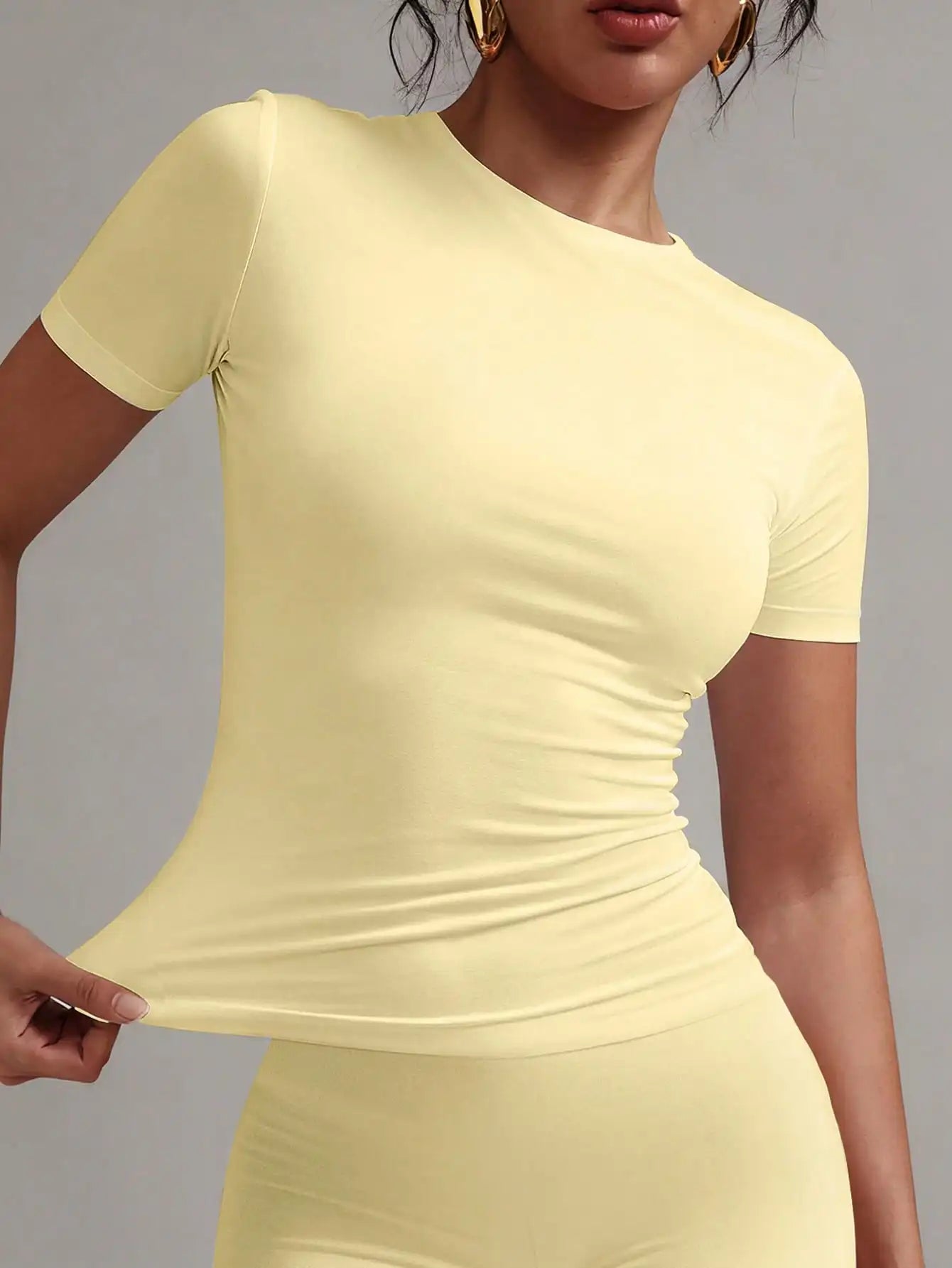 Fitted Round Neck Summer T-Shirt