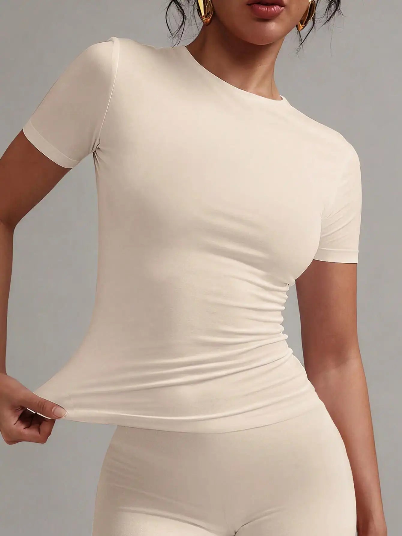 Fitted Round Neck Summer T-Shirt