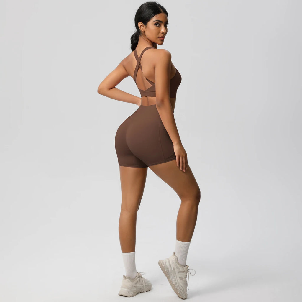 Hamidou 2PCS Sports Gym Yoga Set Women Beautiful Back Cross Straps Sports Bra Female Sportswear Quick-Dry Nude Pockets Shorts